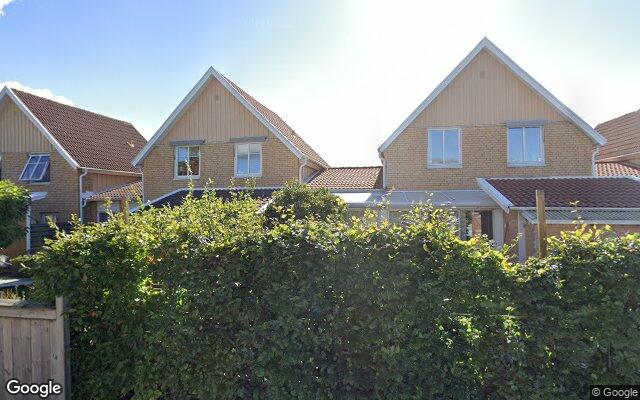 Villa på Dahliavägen 4 i Ängelholm såld för 3 400 000 kronor