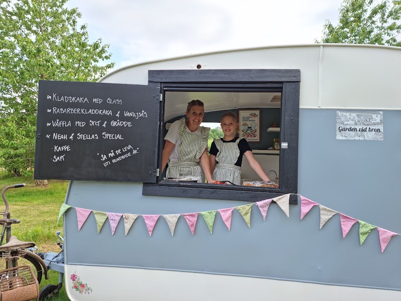 Date & Paint – Målarworkshop på Gården vid Bron