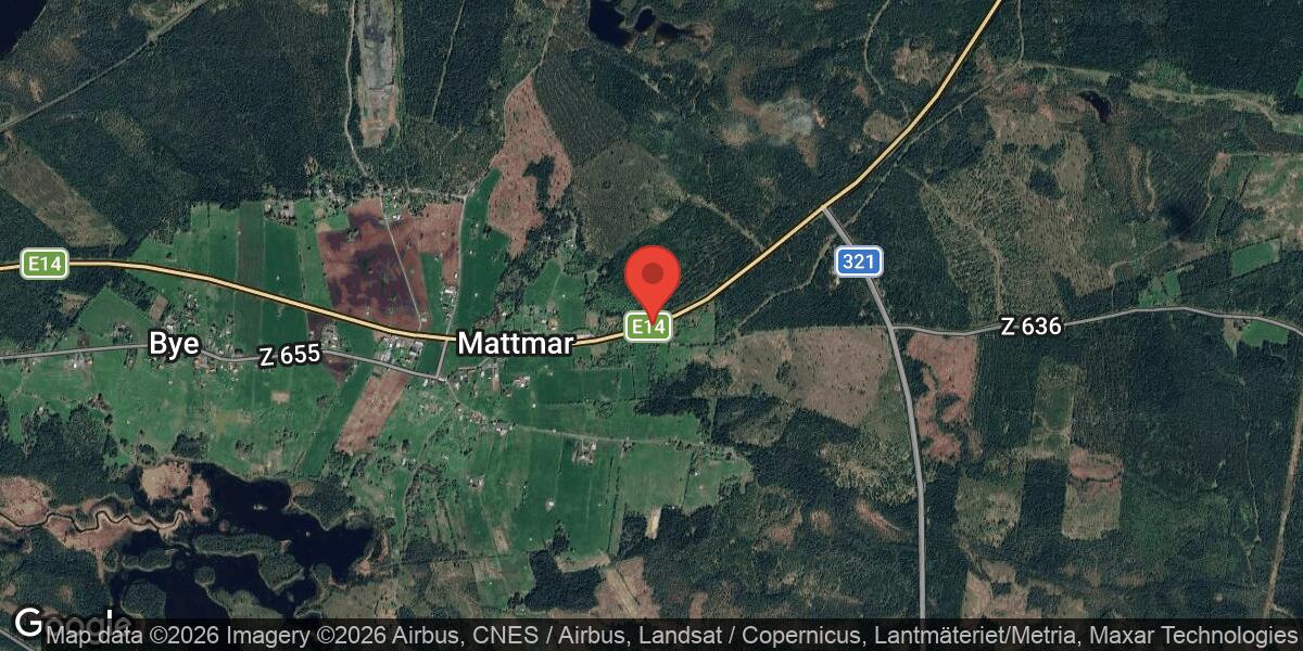 Bärgning av personbil på E14 vid Mattmar kyrka påverkar trafiken