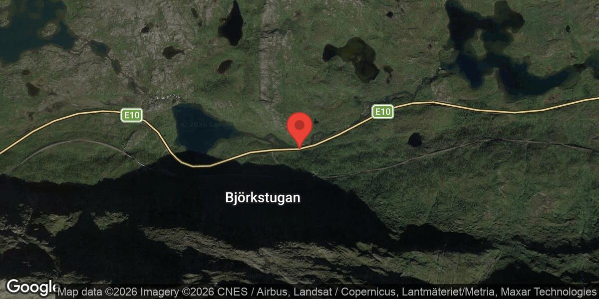 Kolonnkörning på E10 mellan Björkliden och Riksgränsen på grund av hårt väder