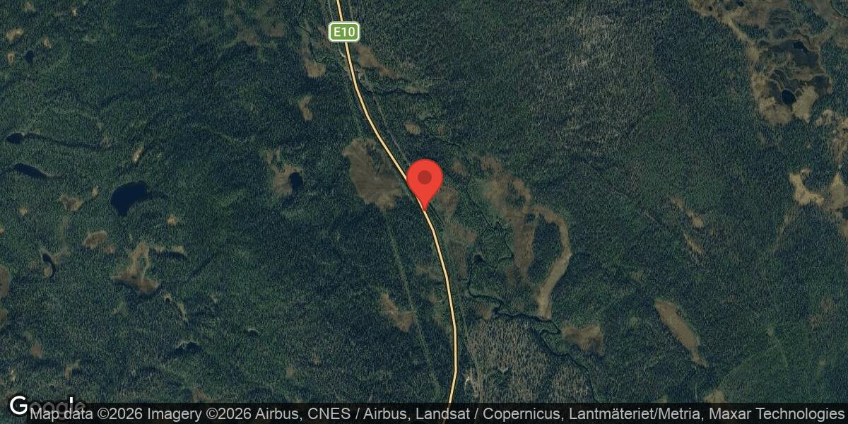 Singelolycka på E10 norr om Muorjevaara påverkar trafiken