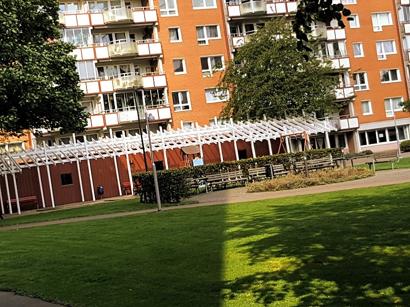 Bygget av ny skejtpark i Simrishamn återupptas efter stormpaus