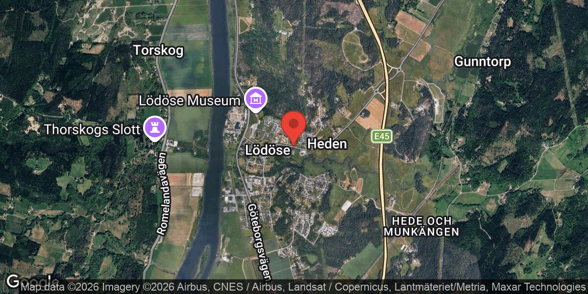 Olycka med två personbilar på väg 1996 mellan S:t Peders kyrka och Skrapängen