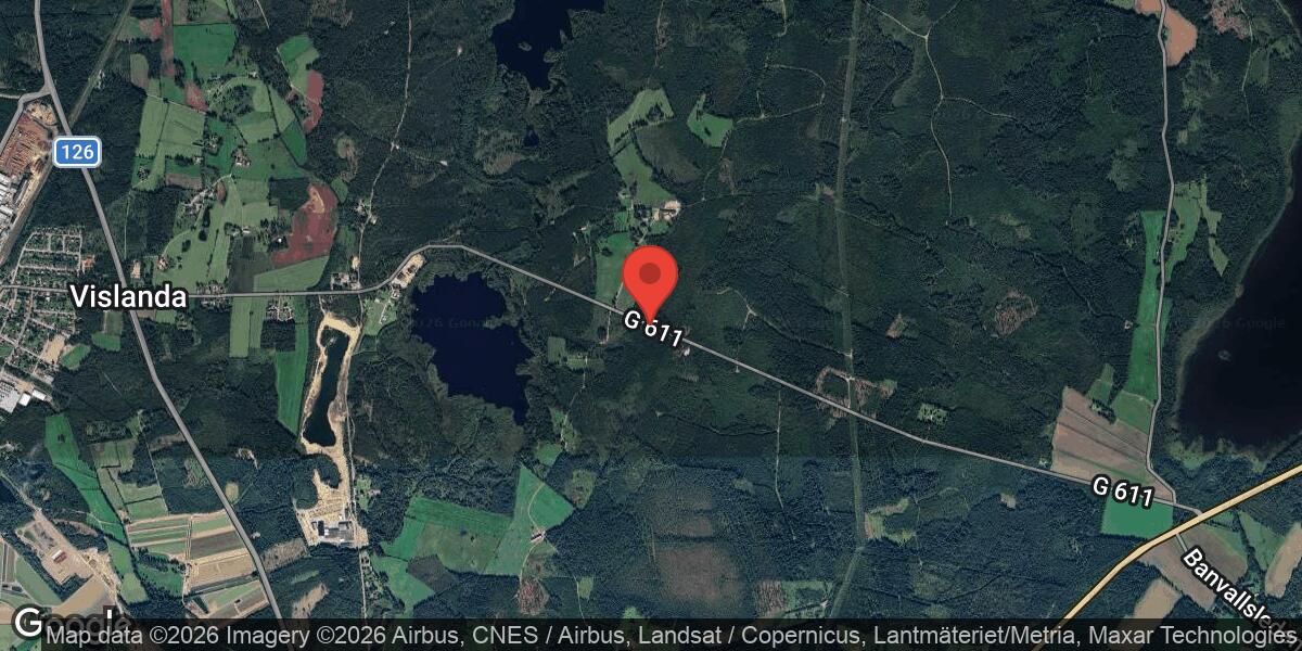 Singelolycka på väg 611 öster om Vislanda påverkar trafiken