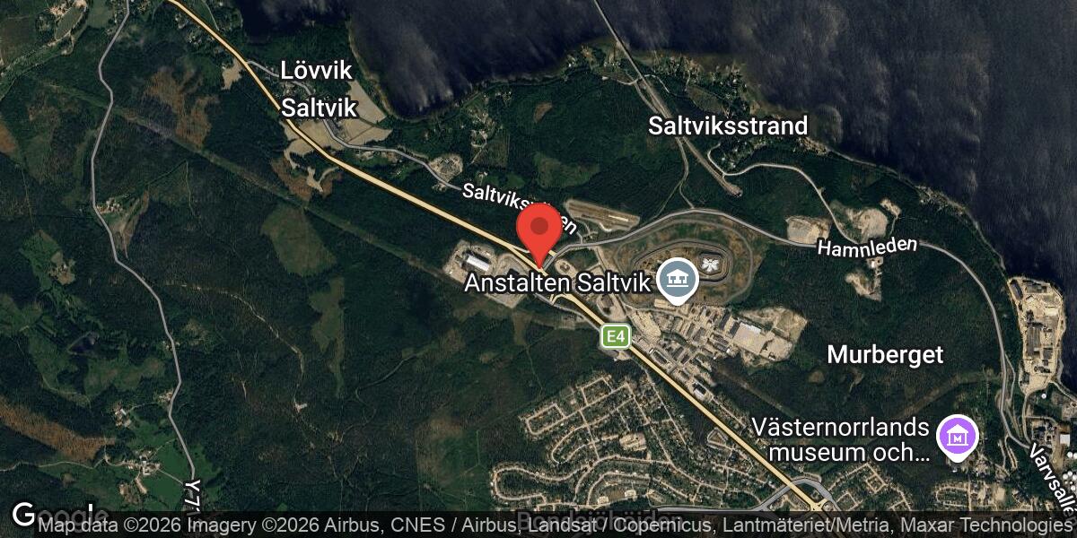 Vägarbete med mitträcksreparationer på E4 mellan Trafikplats Godstjärn och Saltvik N