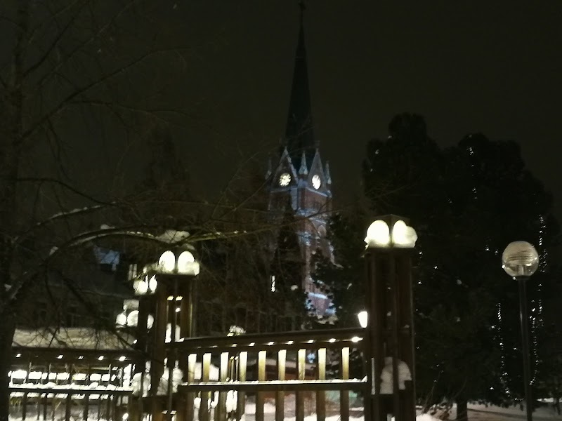 Iranska rapparen Justina uppträdde i Luleå på Internationella kvinnodagen