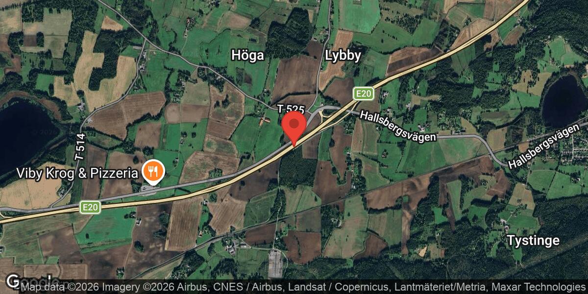 Olycka med tungt fordon på E20 vid Trafikplats Vallby