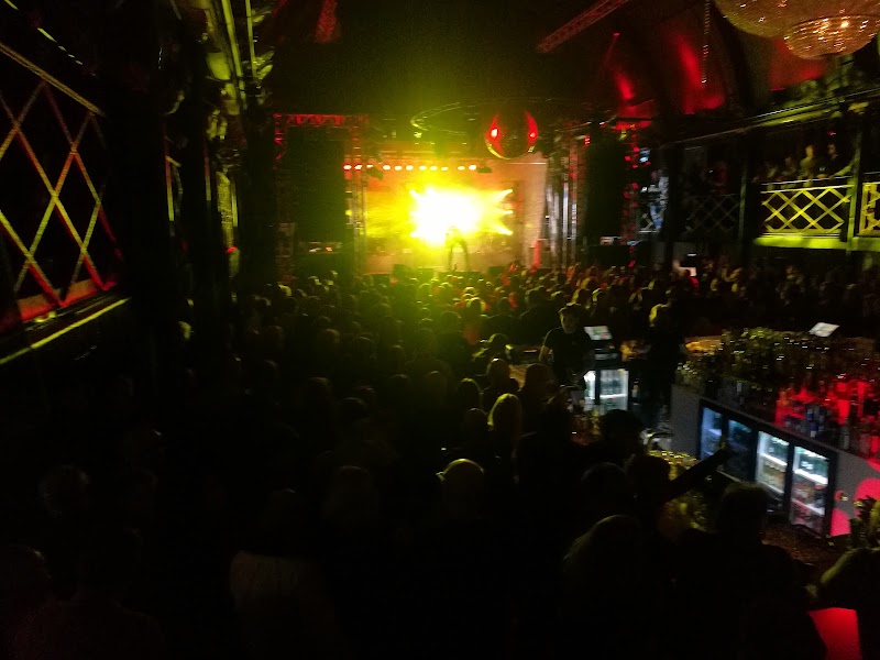 Narkotikarelaterade ingripanden och våldsamt motstånd i Örebro län under natten