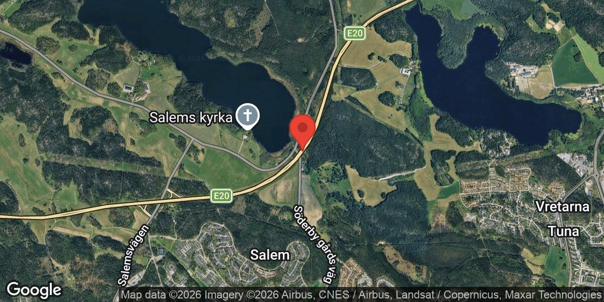 Fordonshaveri på E4 vid Nedre Söderby i riktning mot Stockholm