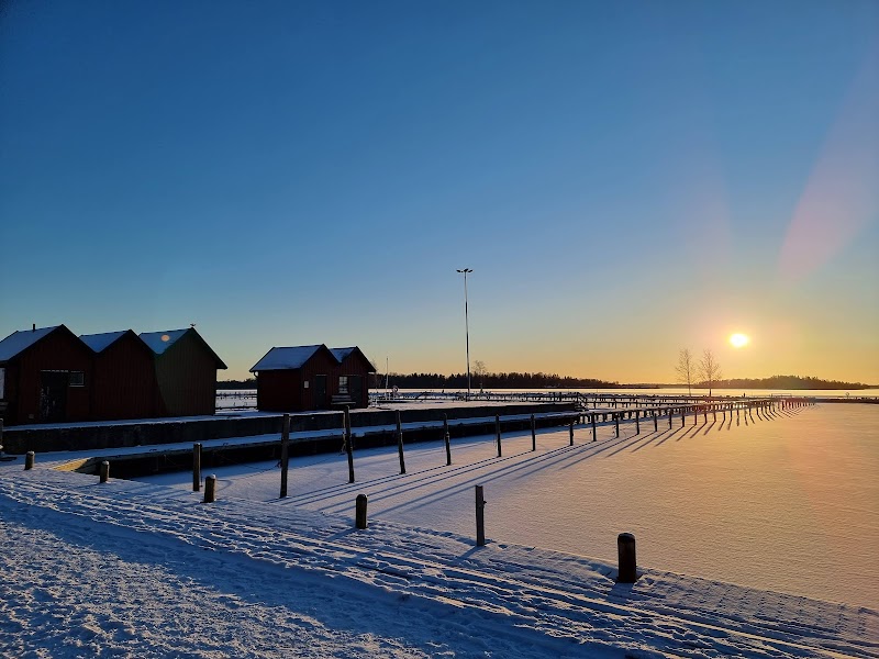 Man misstänkt för ringa stöld och ofredande efter bråk i Västerås