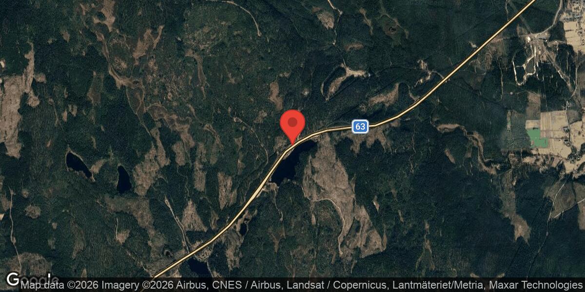 Vägarbete på väg 63 mellan Backarna och Storbron – lagning av asfaltsskador pågår