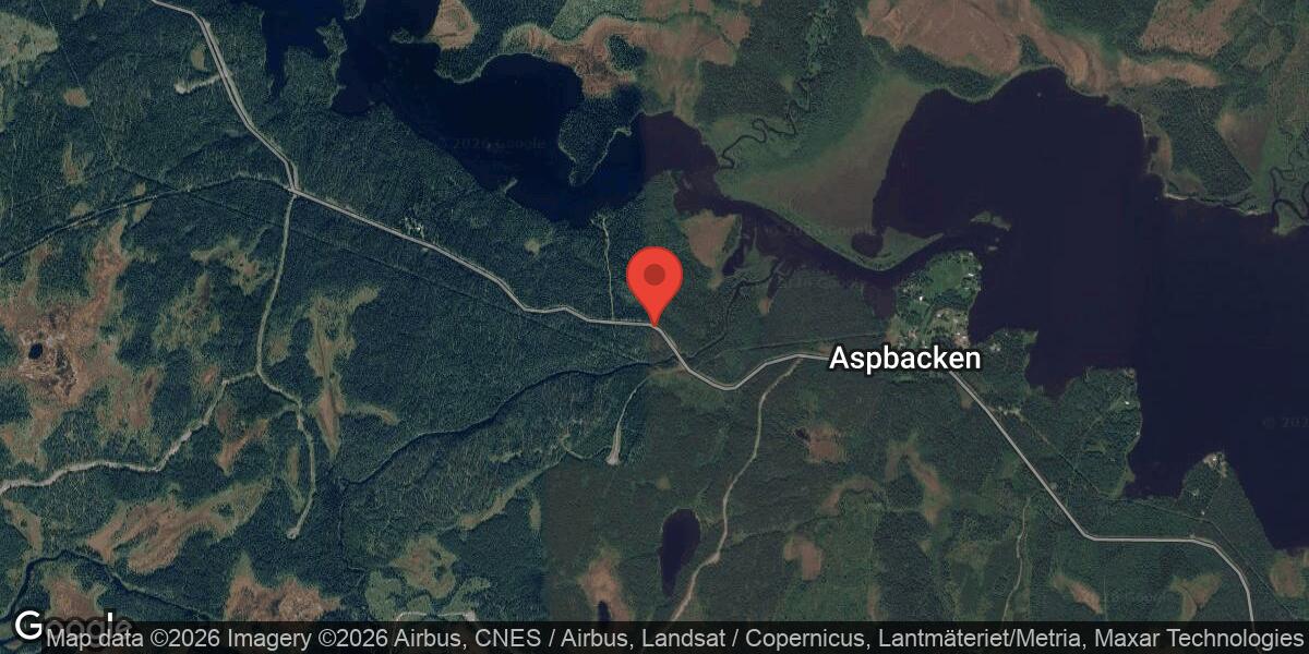 Bärgning av lastbil orsakar stor påverkan på väg 675 vid Aspbacken