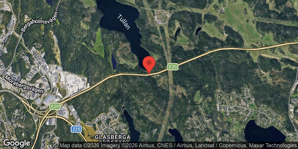 Fordonshaveri på E4 vid Tullan i riktning mot Södertälje