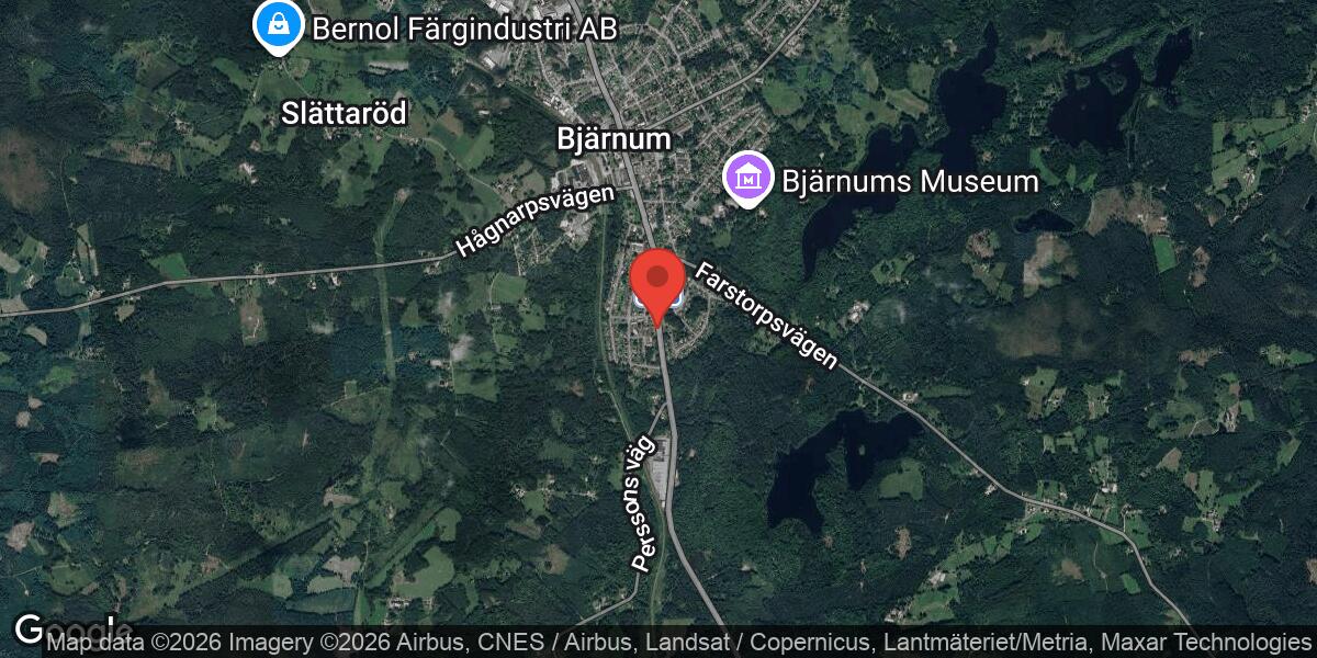 Trafikolycka med flera fordon på väg 117 söder om Bjärnum