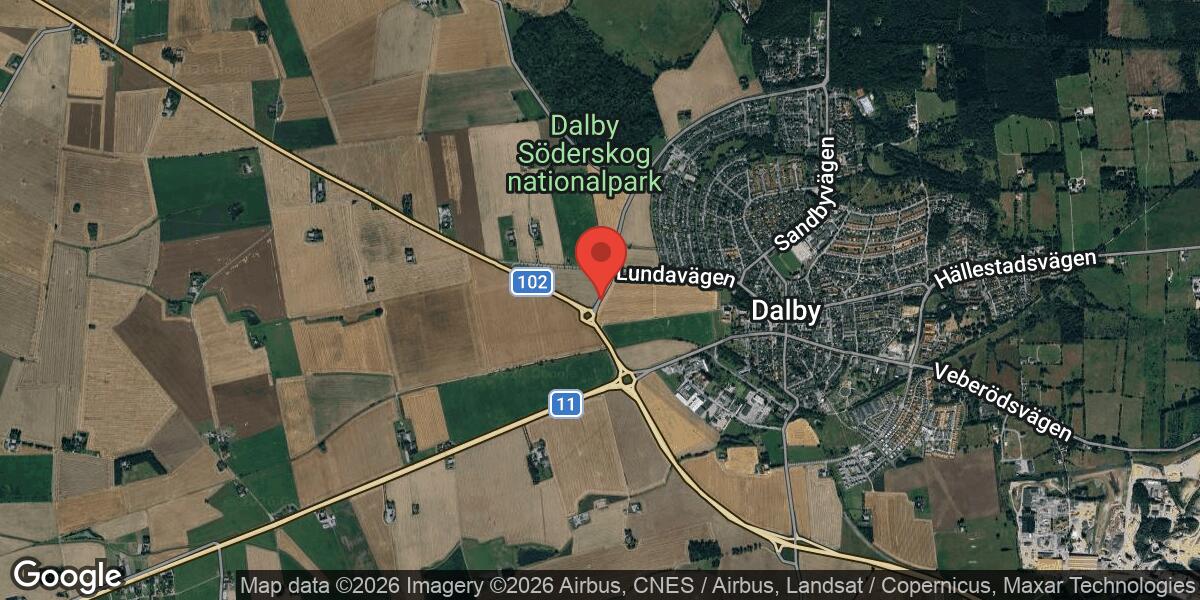 Väg 952 avstängd för bärgning av lastbil i Dalby