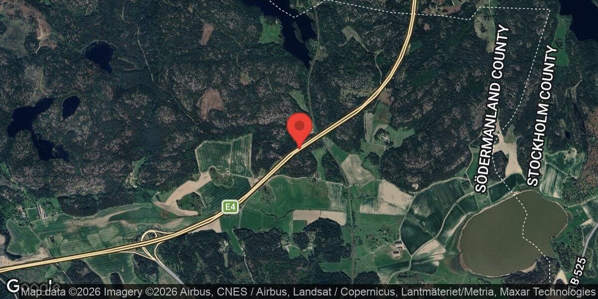 Föremål på vägen på E4 vid Tullgarn – liten påverkan i morgontrafiken