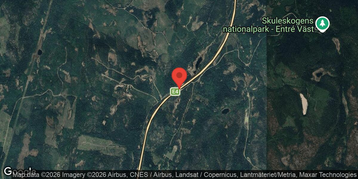 Vägarbete på E4 mellan Berg och Skule – reparation av sidoräcke pågår