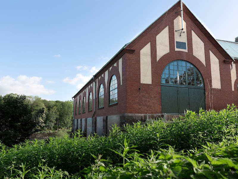 Herting: från tegelbruk och kraftstation till stadsdelens gröna vardag