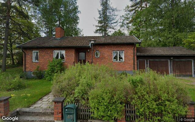 Villa på Allévägen 41 såld för 2 100 000kr