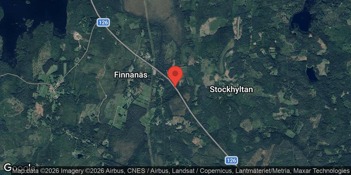 Nedfallet träd orsakade stor påverkan på väg 126 mellan Skulatorp och Hjortatorp