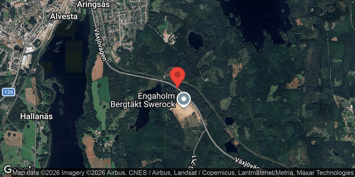 Nedfallet träd orsakade stor påverkan på väg 707 mellan Rosenlund och Hillö