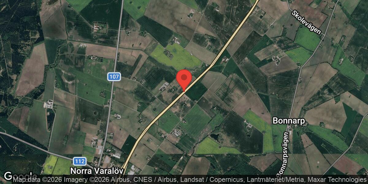 Singelolycka med minibuss på E6 mellan Höja och N Varalöv