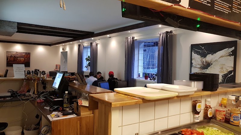 Körfält avstängt i rondellen Sätragatan – Västerled 7–10 april