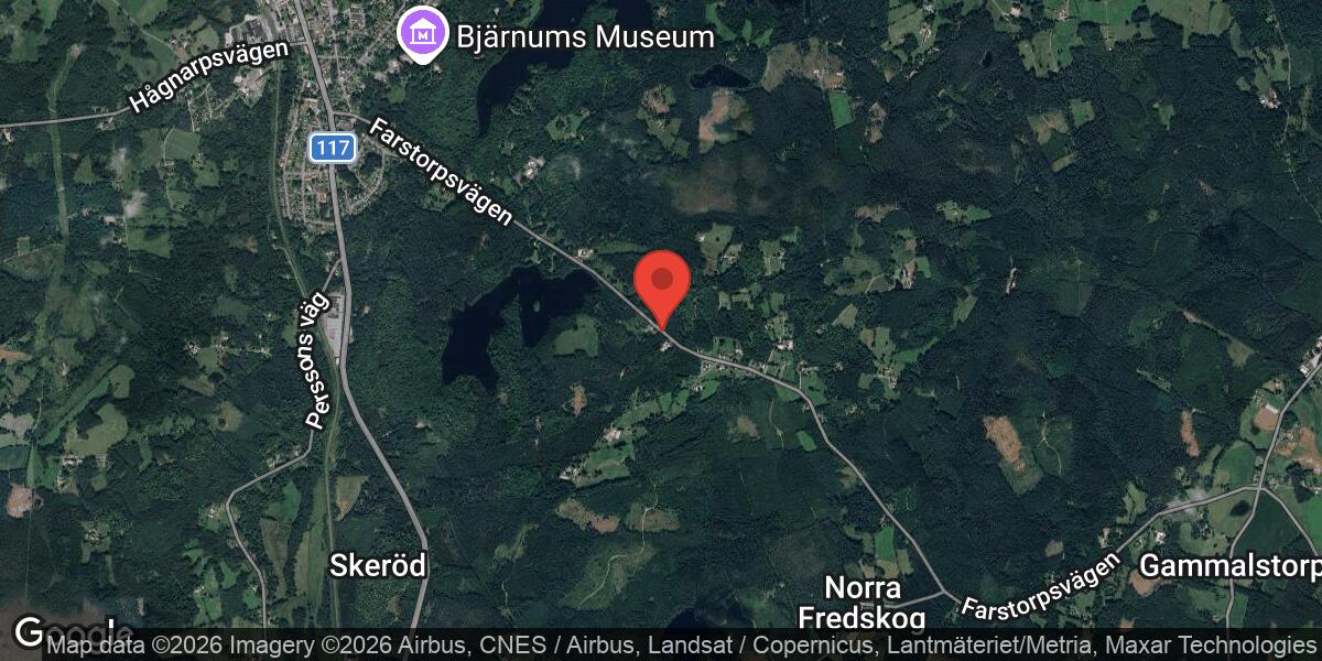 Nedfallet träd blockerade väg 1930 vid Möllerödsjön