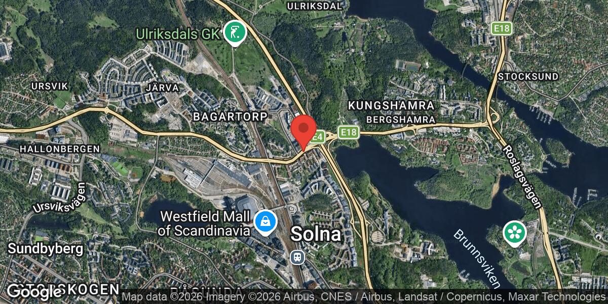 Olycka med flera personbilar på Väg 830 i riktning mot Järva Krog