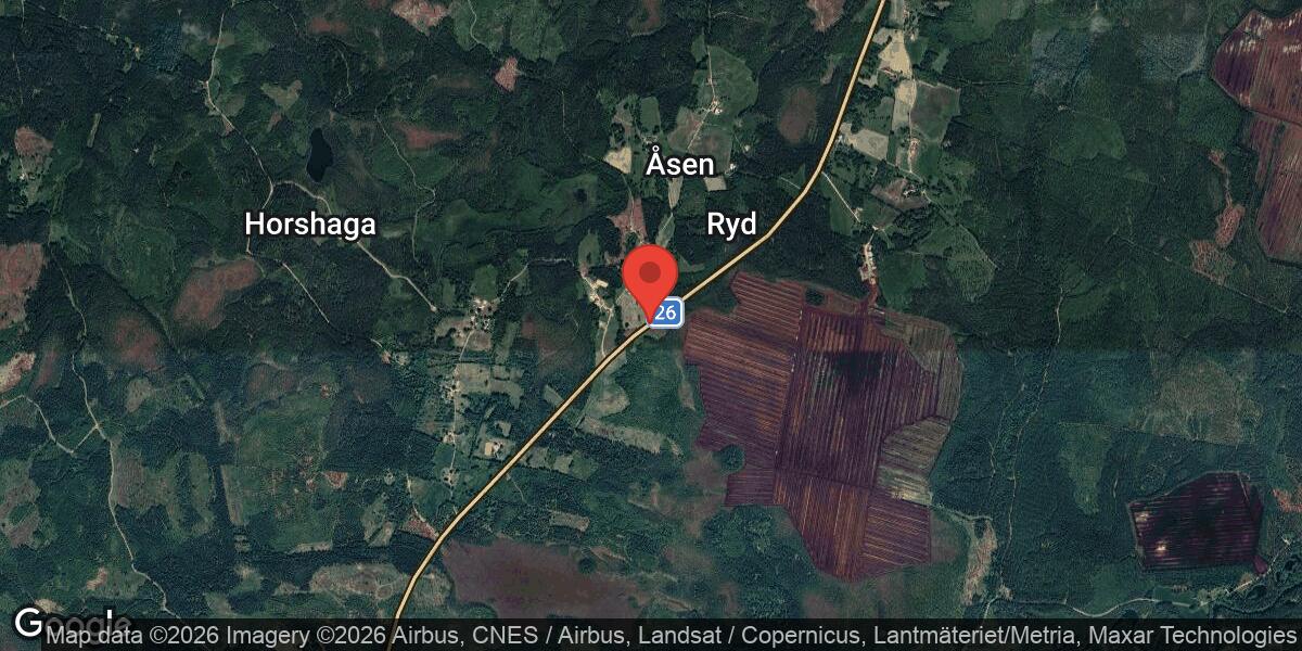 Vägarbete med trädavverkning på väg 26 mellan Smålandsstenar och Gislaved