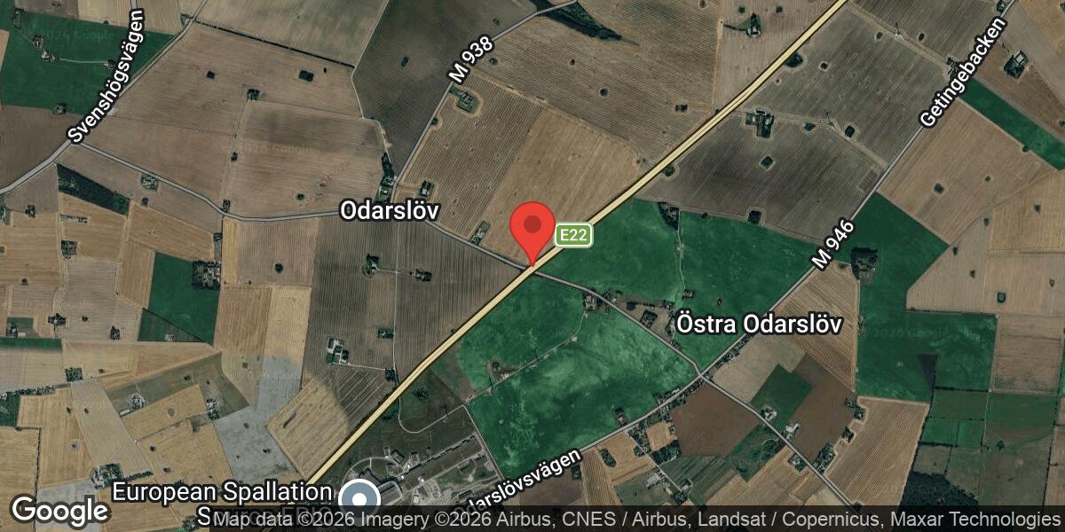 Föremål på vägbanan norr om Lund N påverkar trafiken på E22