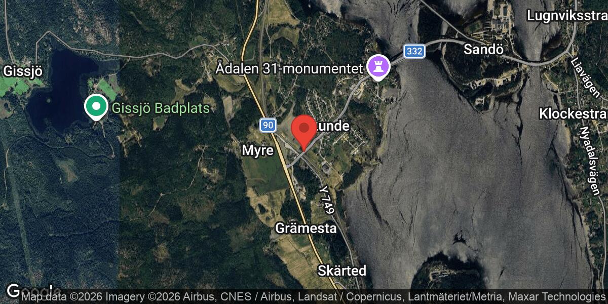 Trafikolycka med två personbilar på väg 332 mellan Lunde och Sandö