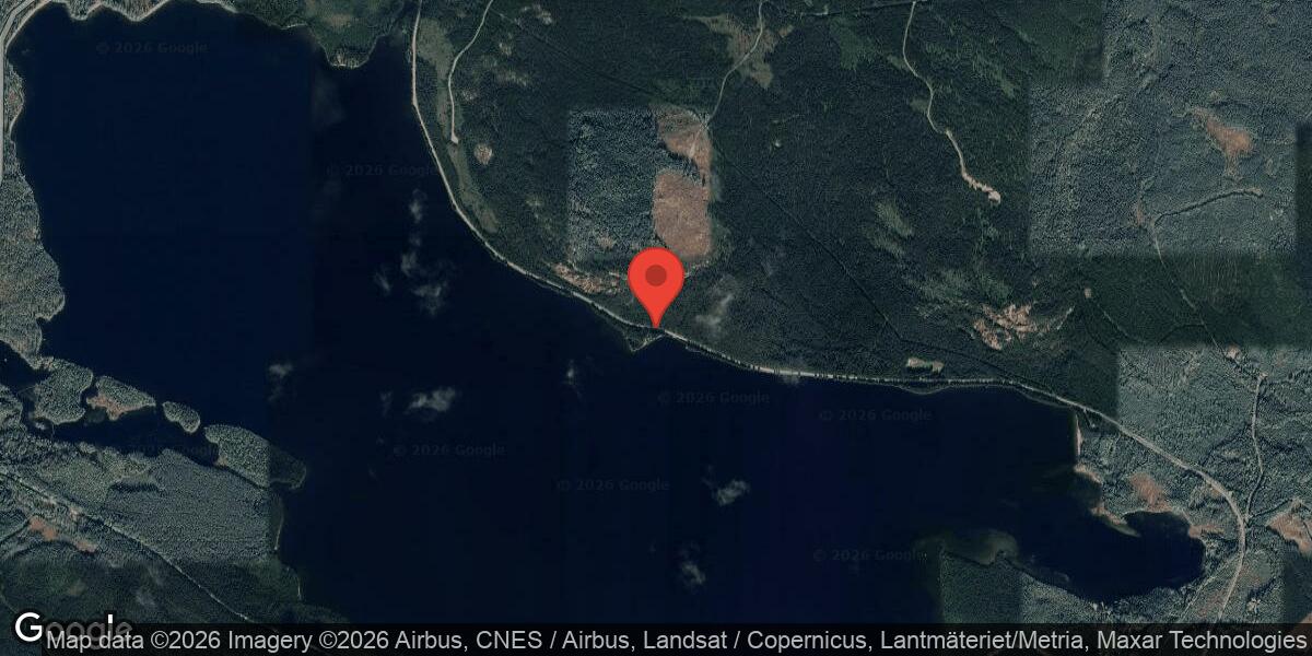 Brand i personbil på väg 713 mellan Nyhem och Gimdalen