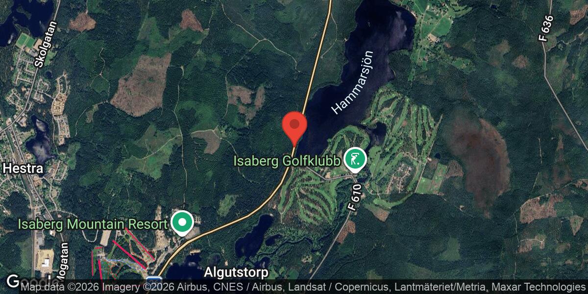 Vägarbete på väg 26 norr om Hestra under eftermiddagen