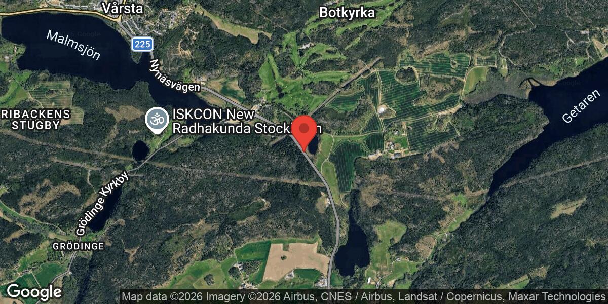 Vägarbete och skräpplockning på Väg 225 mot Södertälje påverkar trafiken