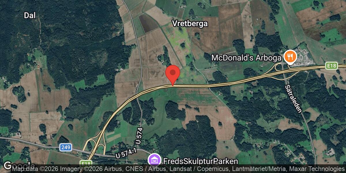 Djur på vägen påverkar trafiken på E18 mellan Jäder och Sätra