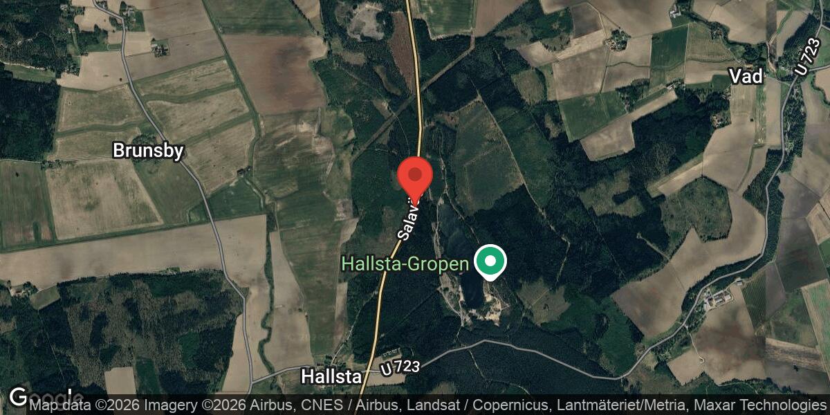 Vägarbete med sandupptagning på Väg 56 mellan Hökåsen och Evelund