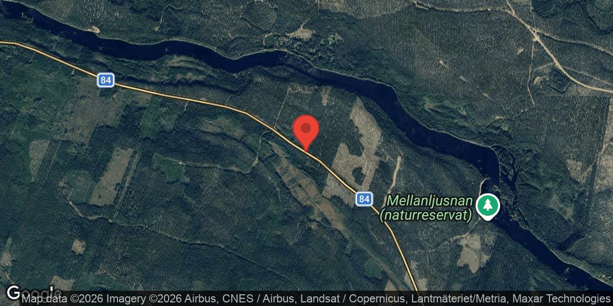 Vägarbete med plogkäppar på väg 84 mellan Kårböle och Färila