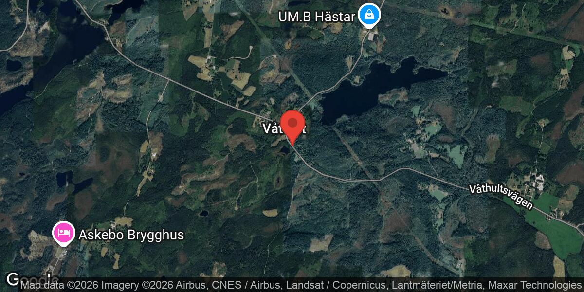 Vägarbete med trafikljus på väg 585 mellan Hägerviken och Gräfthult