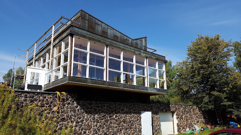 Samlingsutställning på Kristallen i Bruzaholm