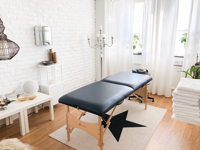 Workshop: Yoga, Bhagavadgītā och pranayama med Maria Boox
