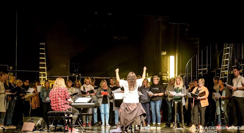 Vårkonsert med Stråkorkestern och solister