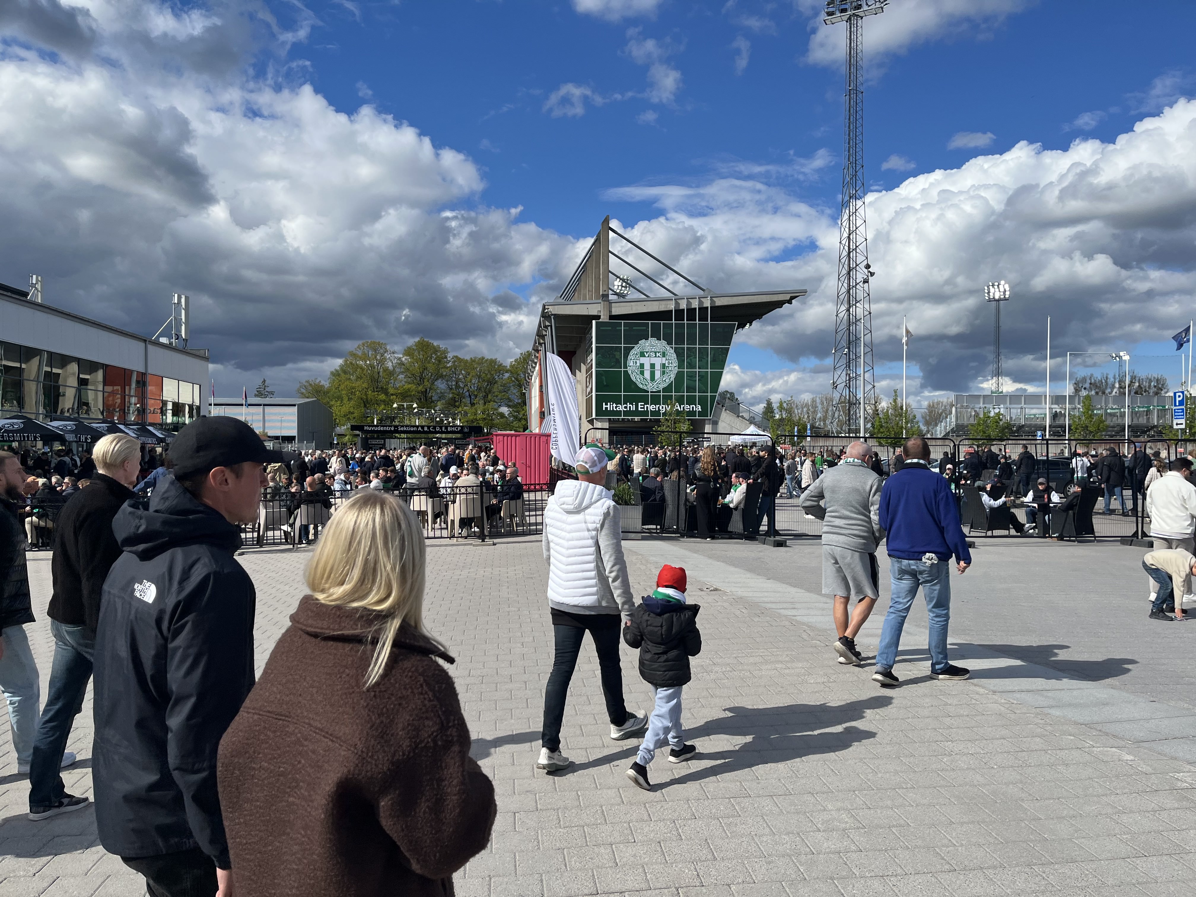 Stor fotbollspublik väntas till Rocklunda 10 augusti