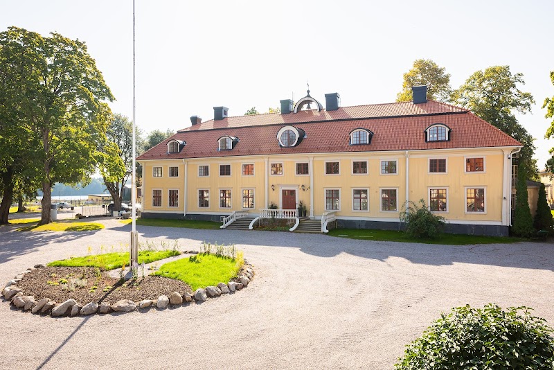 Söderfors herrgård: brukshistoria och nutid vid Dalälven
