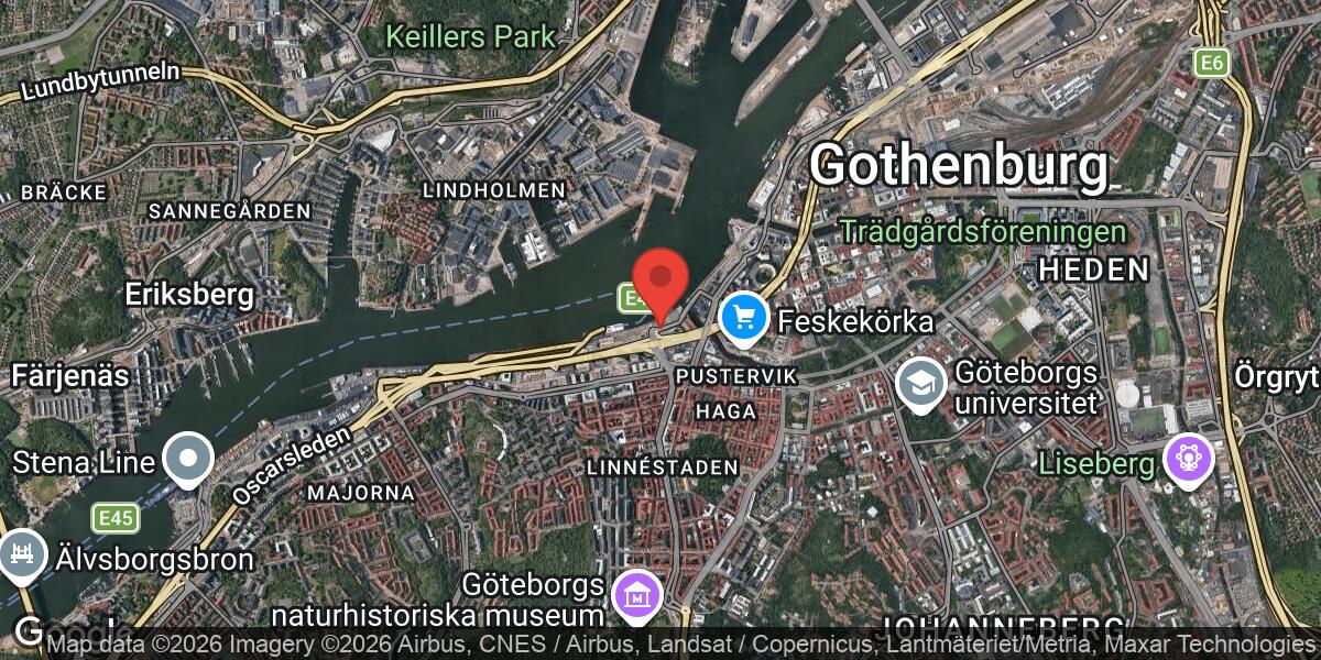 Stora trafikstörningar på Emigrantvägen vid Järnvågsgatan i Göteborg på grund av brunnsarbete