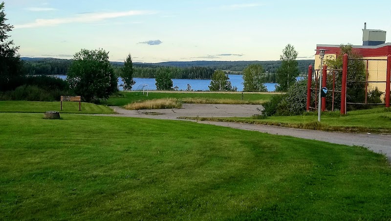 Sommarkollo på Åkerby Herrgård för barn i Kumla