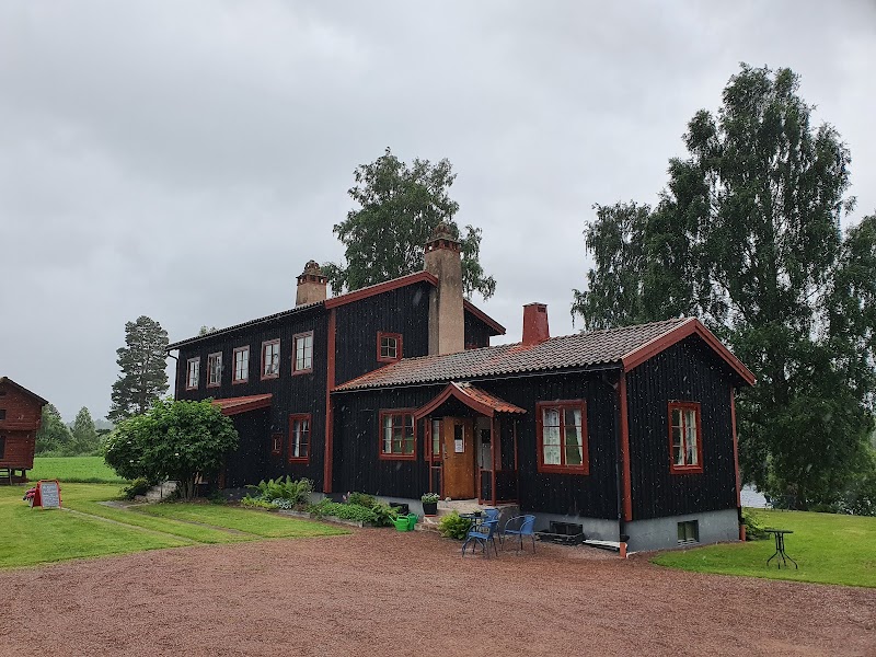 Besök Alfvéngården i Tibble