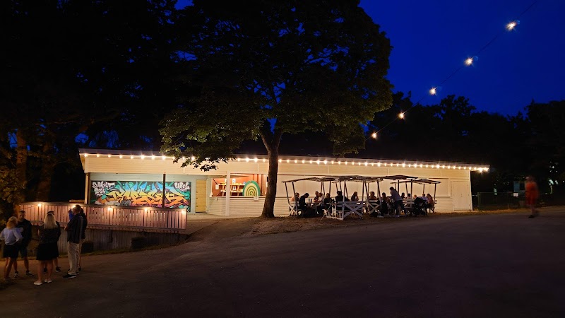 Dans till Perikles på Dalaborgsparken
