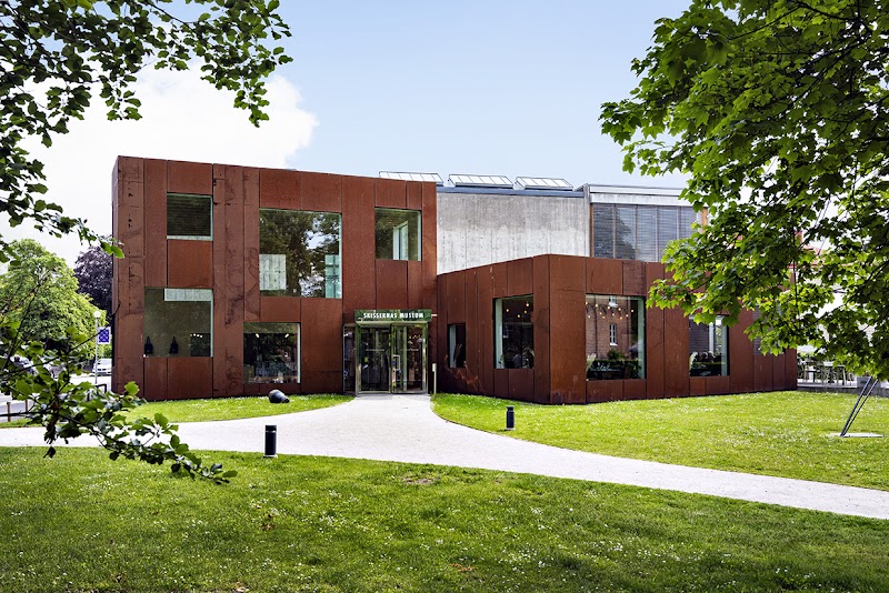 Konst, konflikt och intrång: juriststudenters slutpresentationer