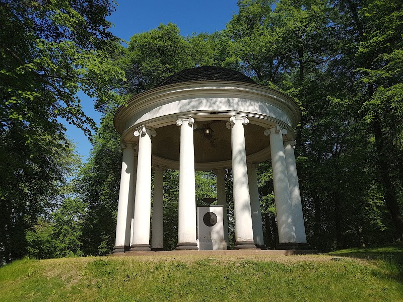 Guidning: Kvinnorna på Finspångs slott